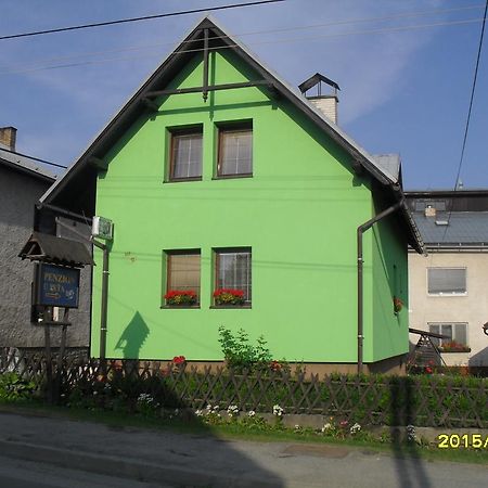 Penzión u Peťa Hrustin Exterior foto